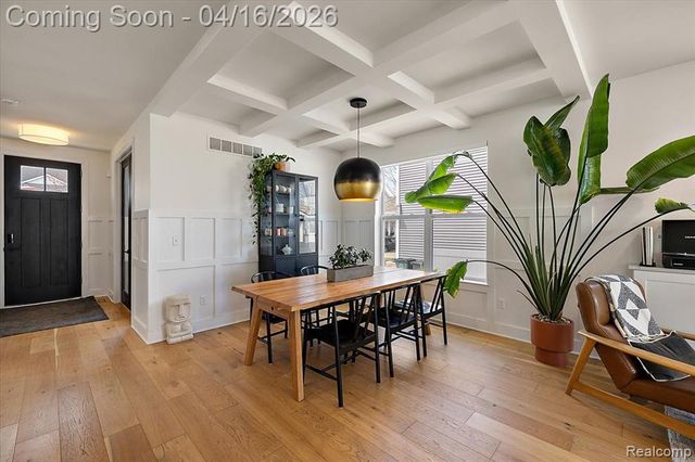 3592 Oakshire Avenue, Berkley, MI 48072