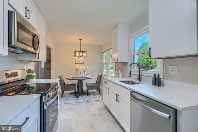4625 CHICKORY HILL LN, Baltimore, MD 21208
