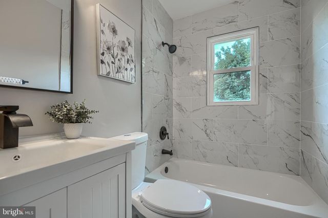 4625 CHICKORY HILL LN, Baltimore, MD 21208