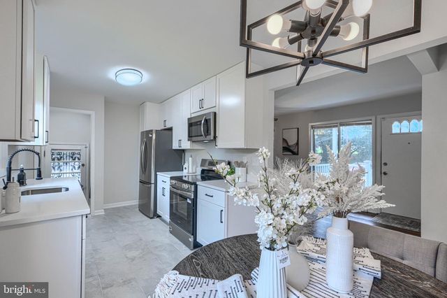 4625 CHICKORY HILL LN, Baltimore, MD 21208