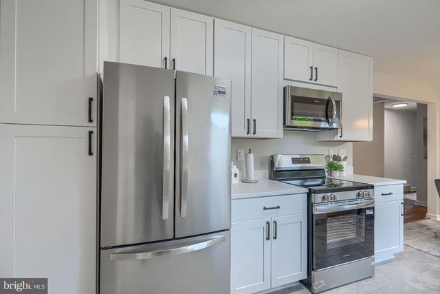 4625 CHICKORY HILL LN, Baltimore, MD 21208