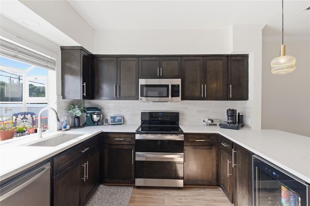 2100 Huldy Street 4, Houston, TX 77019