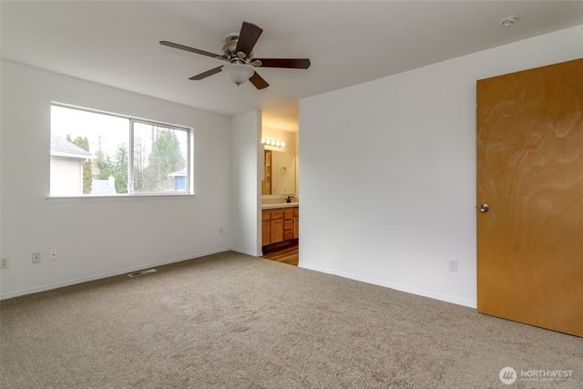 26334 127th Avenue SE, Kent, WA 98030