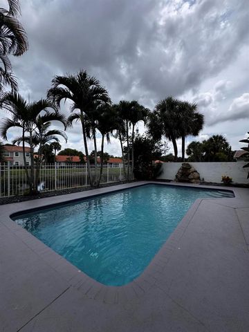 10302 Buena Ventura Drive, Boca Raton, FL 33498