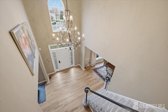 2 Picasso Court, Franklin, NJ 08873