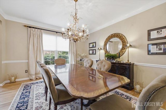 2 Picasso Court, Franklin, NJ 08873