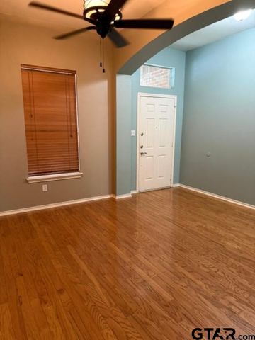 625 Winding Brook Lane, Tyler, TX 75703