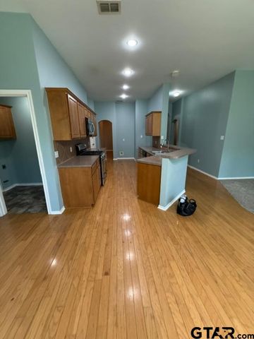 625 Winding Brook Lane, Tyler, TX 75703