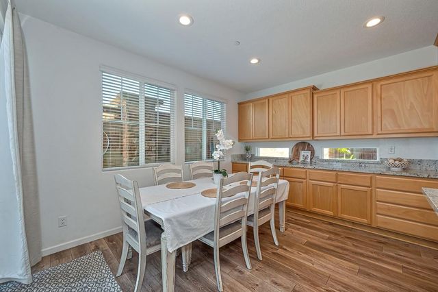 1054 Sagittaria Cir, Rocklin, CA 95765
