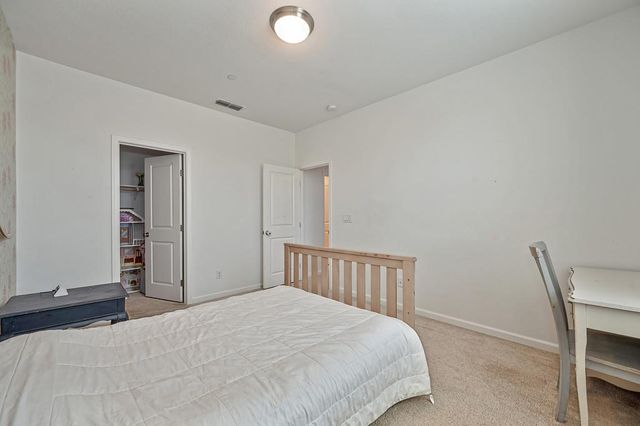 1054 Sagittaria Cir, Rocklin, CA 95765