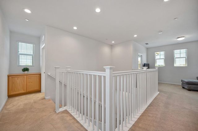 1054 Sagittaria Cir, Rocklin, CA 95765
