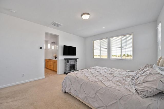 1054 Sagittaria Cir, Rocklin, CA 95765