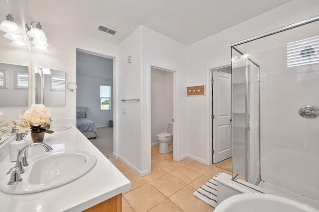 1054 Sagittaria Cir, Rocklin, CA 95765