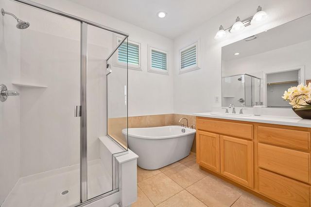 1054 Sagittaria Cir, Rocklin, CA 95765