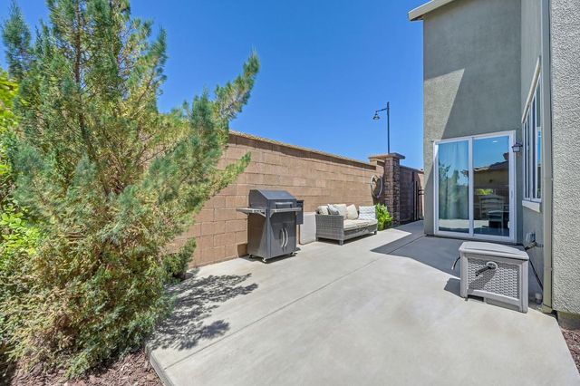 1054 Sagittaria Cir, Rocklin, CA 95765