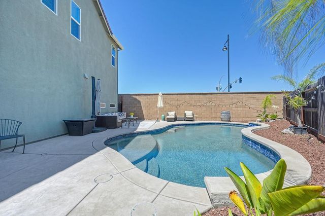 1054 Sagittaria Cir, Rocklin, CA 95765