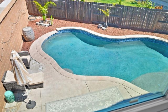 1054 Sagittaria Cir, Rocklin, CA 95765