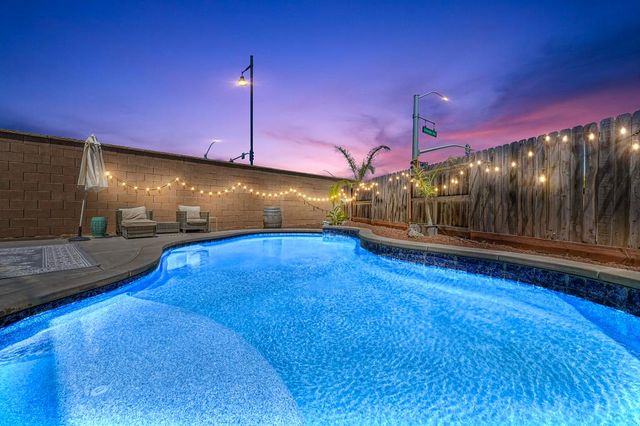 1054 Sagittaria Cir, Rocklin, CA 95765