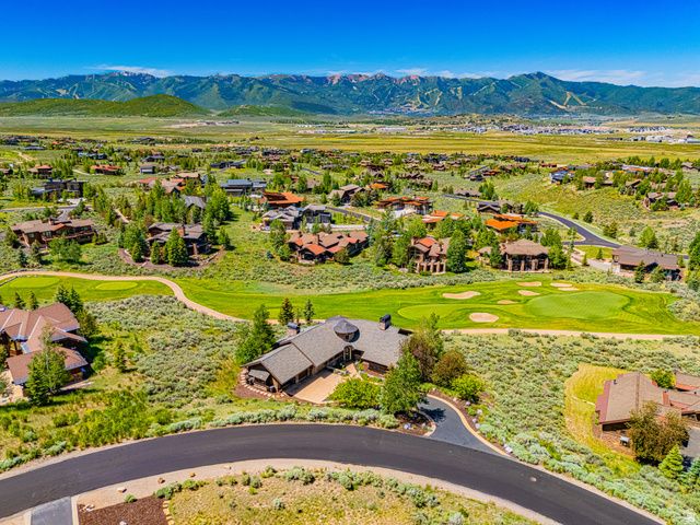 7185 N SAGE MEADOW RD, Park City, UT 84098