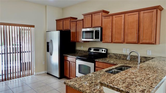 8548 GABLEBEND WAY, Tampa, FL 33647
