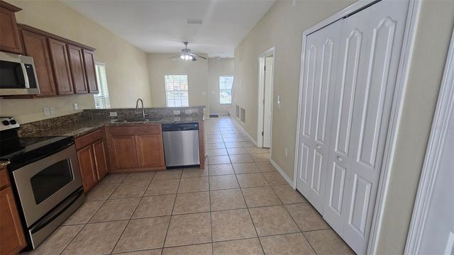 8548 GABLEBEND WAY, Tampa, FL 33647