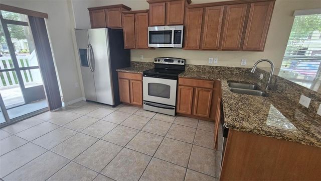 8548 GABLEBEND WAY, Tampa, FL 33647