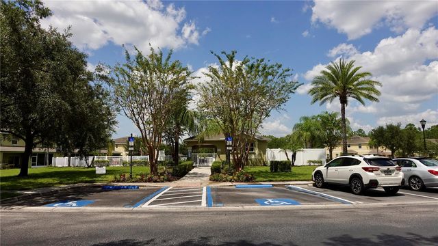 8548 GABLEBEND WAY, Tampa, FL 33647