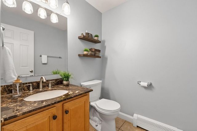 682 Ashburnham Hill Rd, Fitchburg, MA 01420