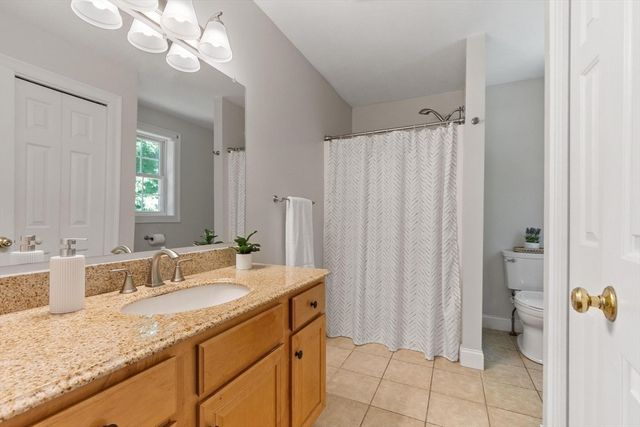 682 Ashburnham Hill Rd, Fitchburg, MA 01420