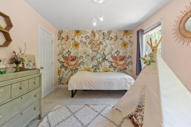 682 Ashburnham Hill Rd, Fitchburg, MA 01420