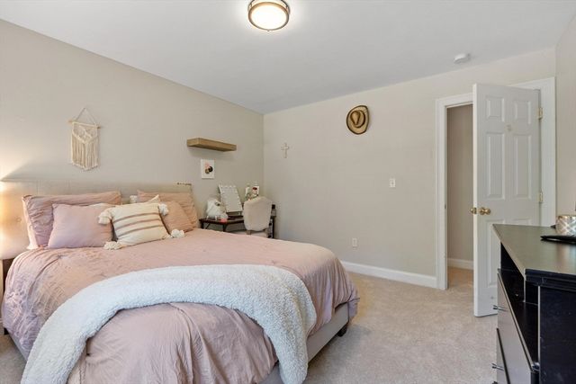 682 Ashburnham Hill Rd, Fitchburg, MA 01420
