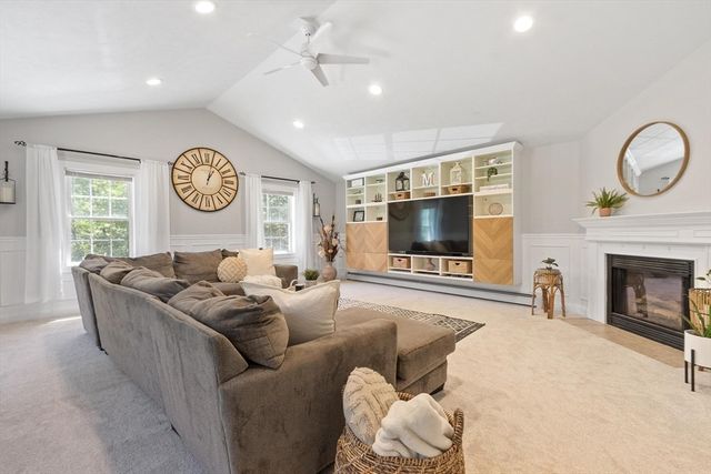 682 Ashburnham Hill Rd, Fitchburg, MA 01420
