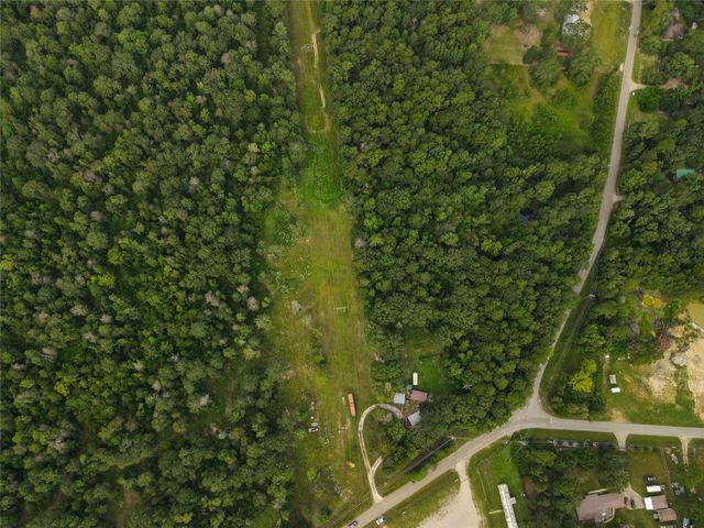 18336 Old Highway 105 E, Cleveland, TX 77328