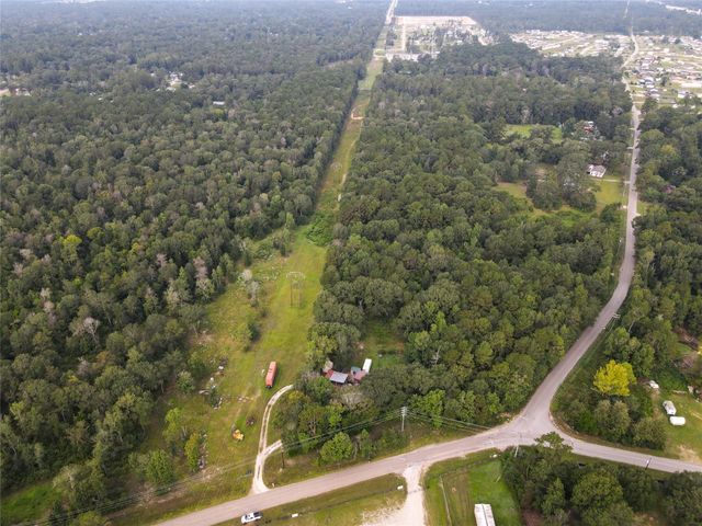 18336 Old Highway 105 E, Cleveland, TX 77328