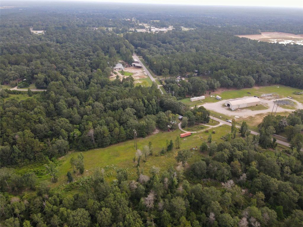 18336 Old Highway 105 E, Cleveland, TX 77328