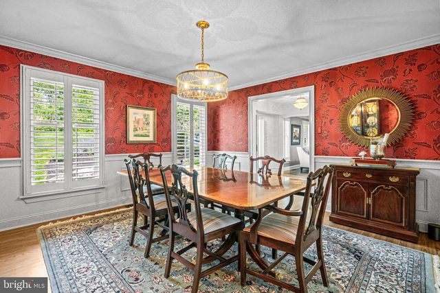 30 FARM HOUSE LN, Furlong, PA 18925