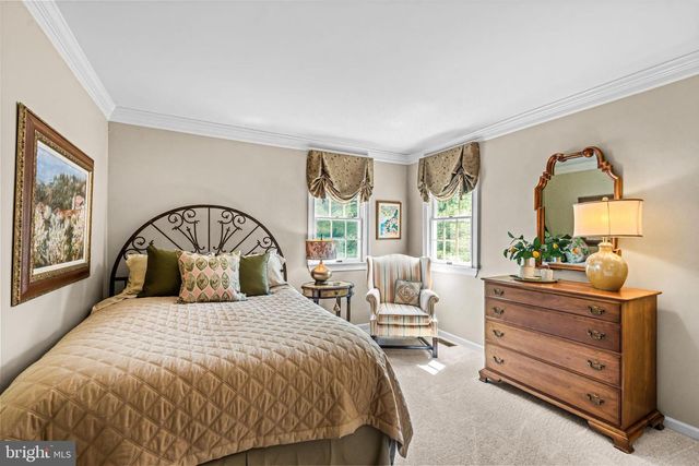30 FARM HOUSE LN, Furlong, PA 18925