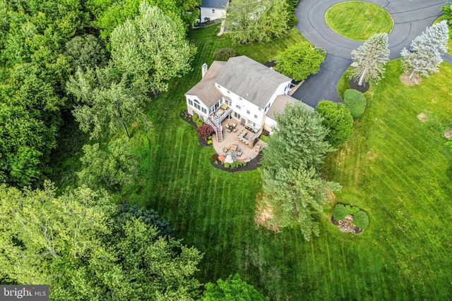 30 FARM HOUSE LN, Furlong, PA 18925