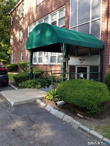324 Strawberry Hill Avenue A109, Norwalk, CT 06851