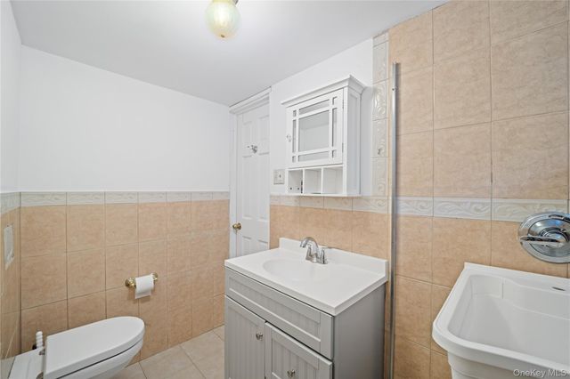3123 Douglas Drive, Yorktown Heights, NY 10598