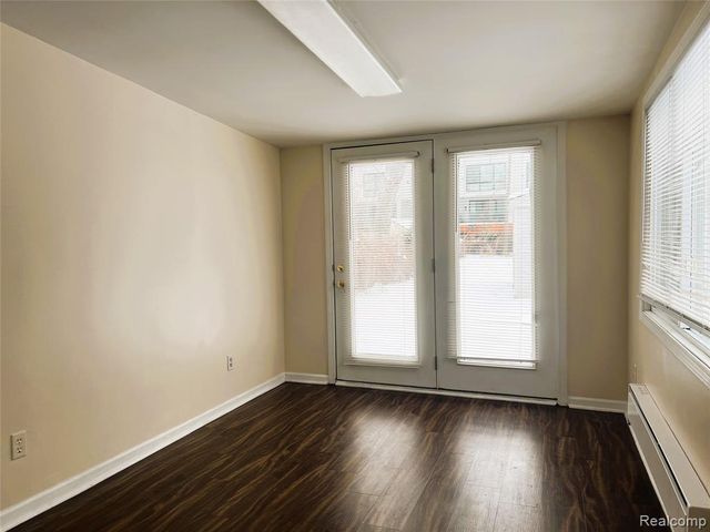 510 E Hudson Avenue, Royal Oak, MI 48067