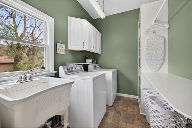 63 Princeton Place, Buffalo, NY 14210