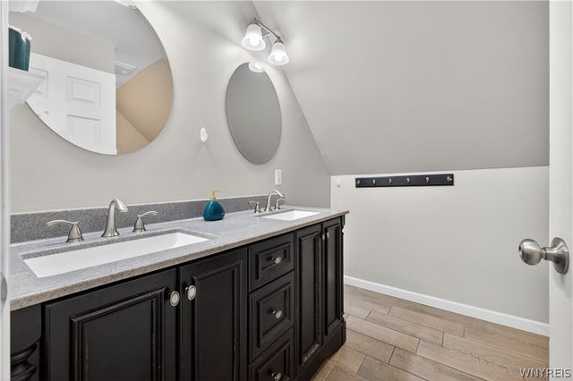 63 Princeton Place, Buffalo, NY 14210