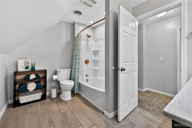 63 Princeton Place, Buffalo, NY 14210