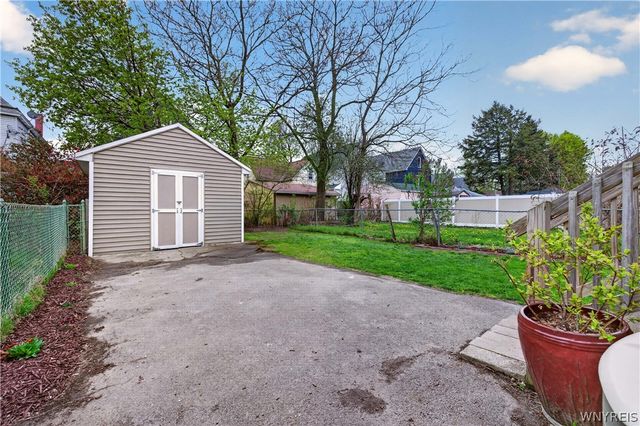63 Princeton Place, Buffalo, NY 14210