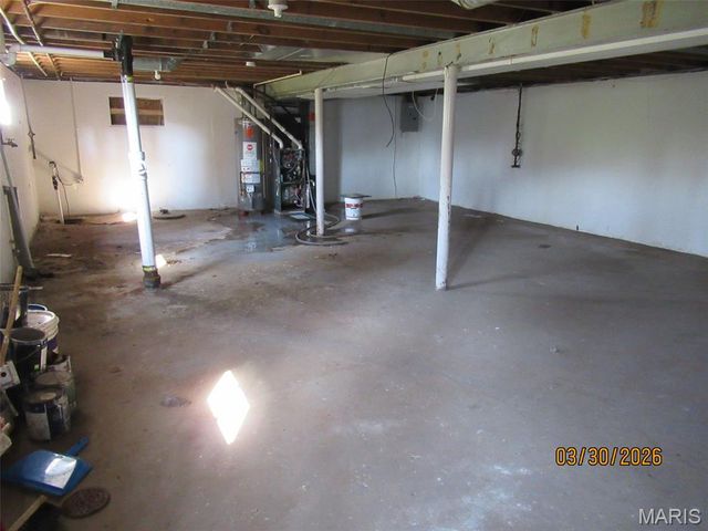 2042 Kappel Drive, St Louis, MO 63136