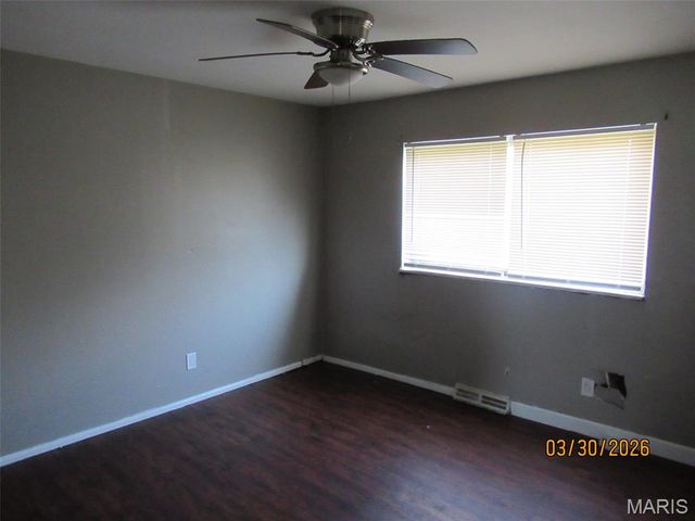 2042 Kappel Drive, St Louis, MO 63136