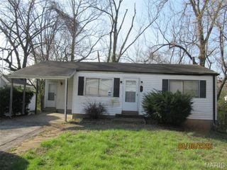 2042 Kappel Drive, St Louis, MO 63136