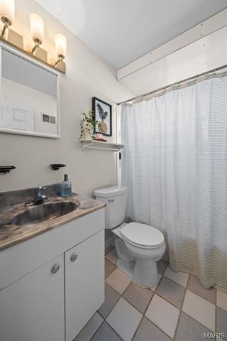8625 Neier Lane, Affton, MO 63123