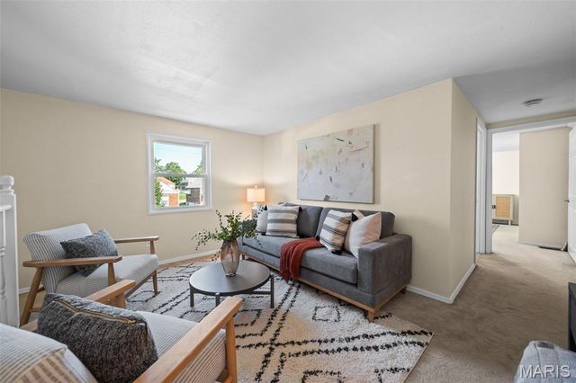8625 Neier Lane, Affton, MO 63123